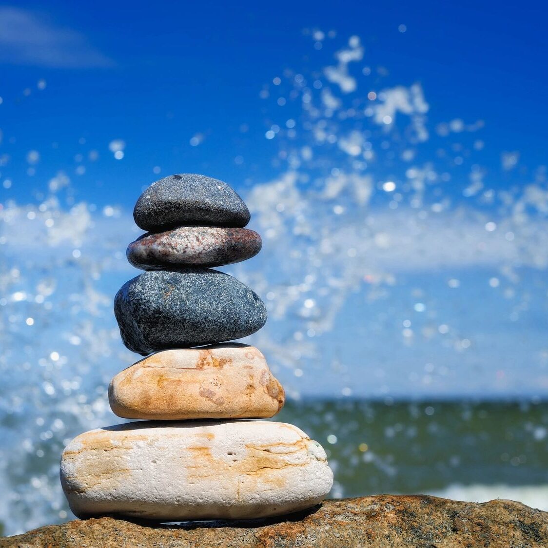 fm=f_124210 A stack of rocks on top of each other.